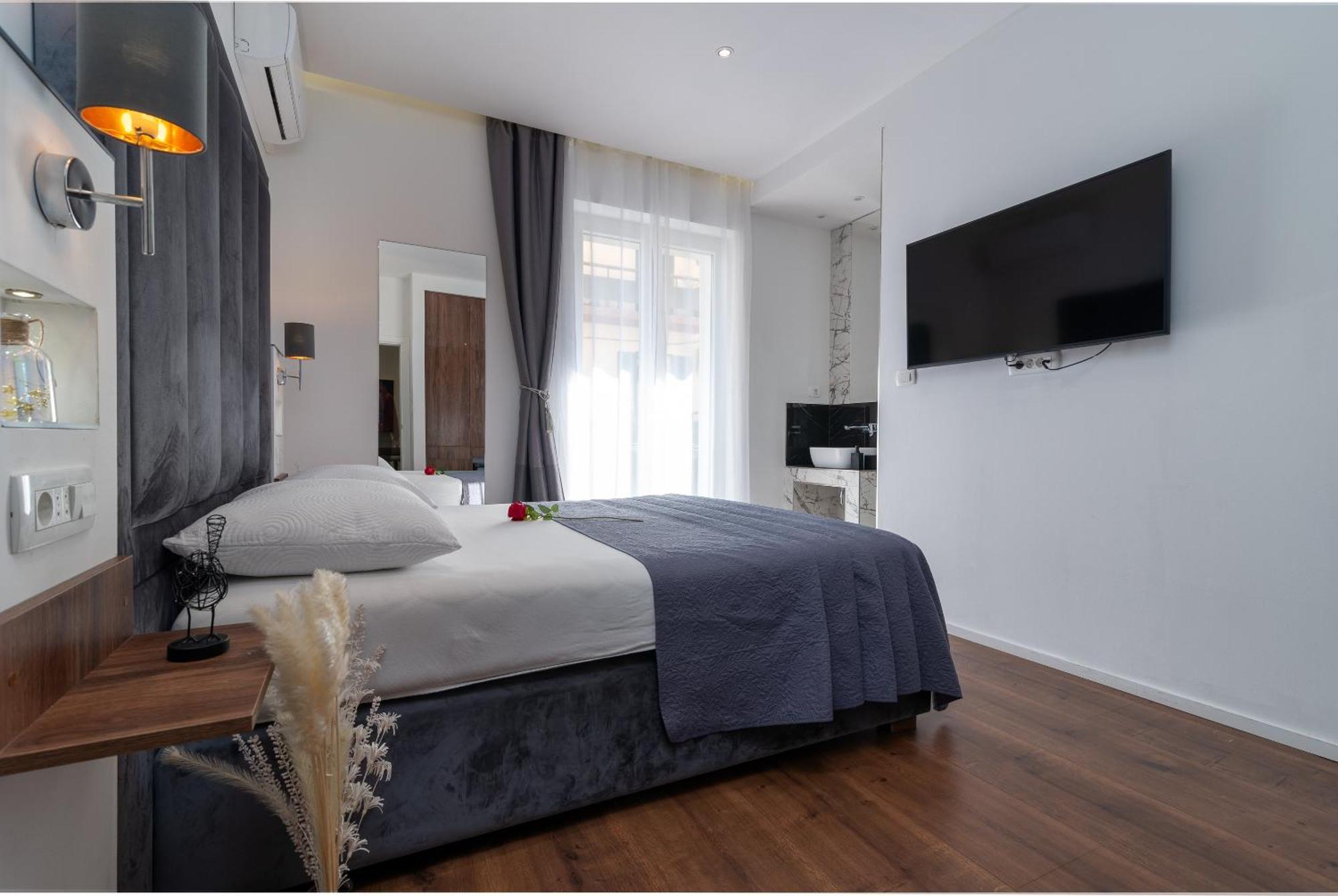 Antares Luxury Rooms 1 Split Extérieur photo