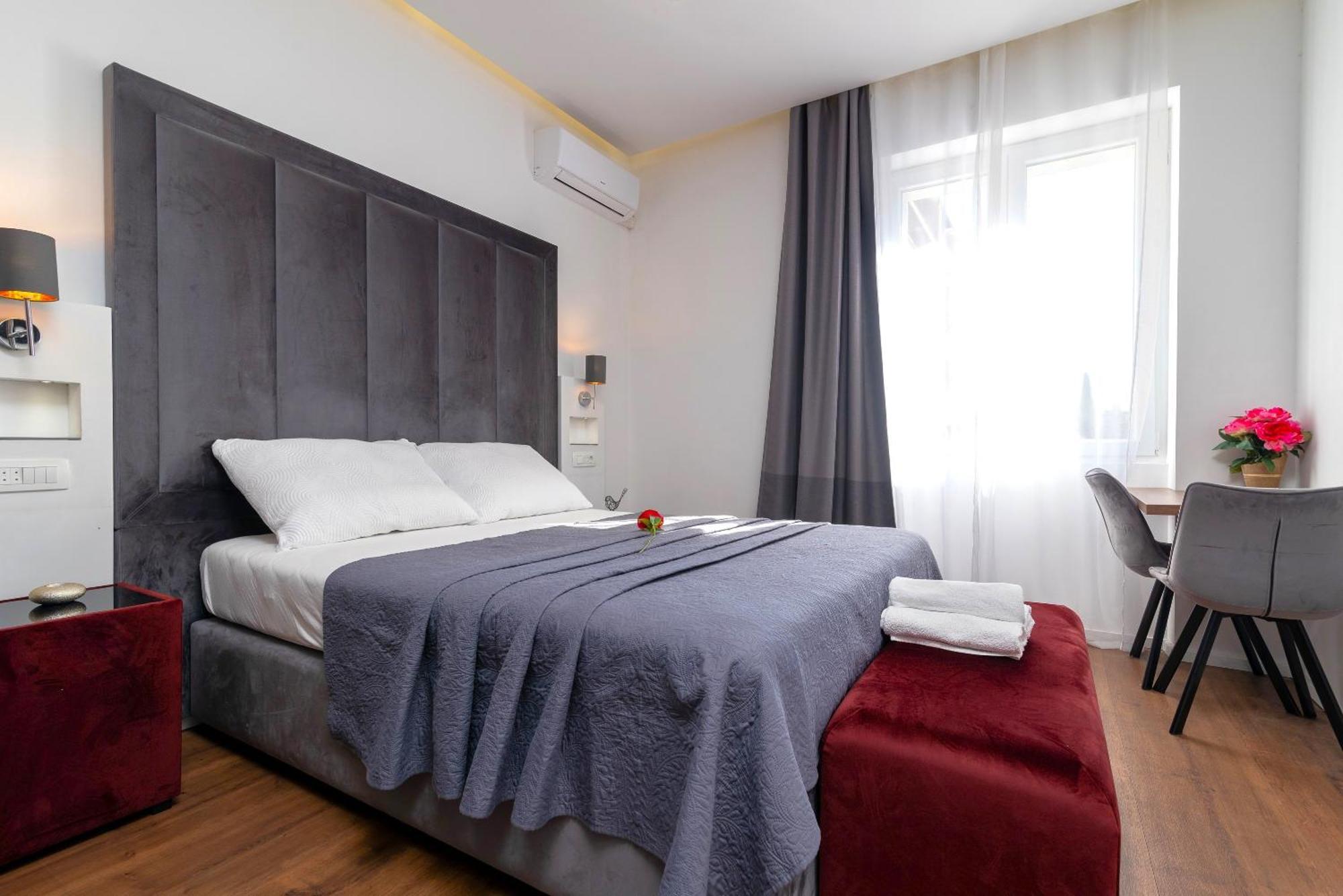Antares Luxury Rooms 1 Split Extérieur photo