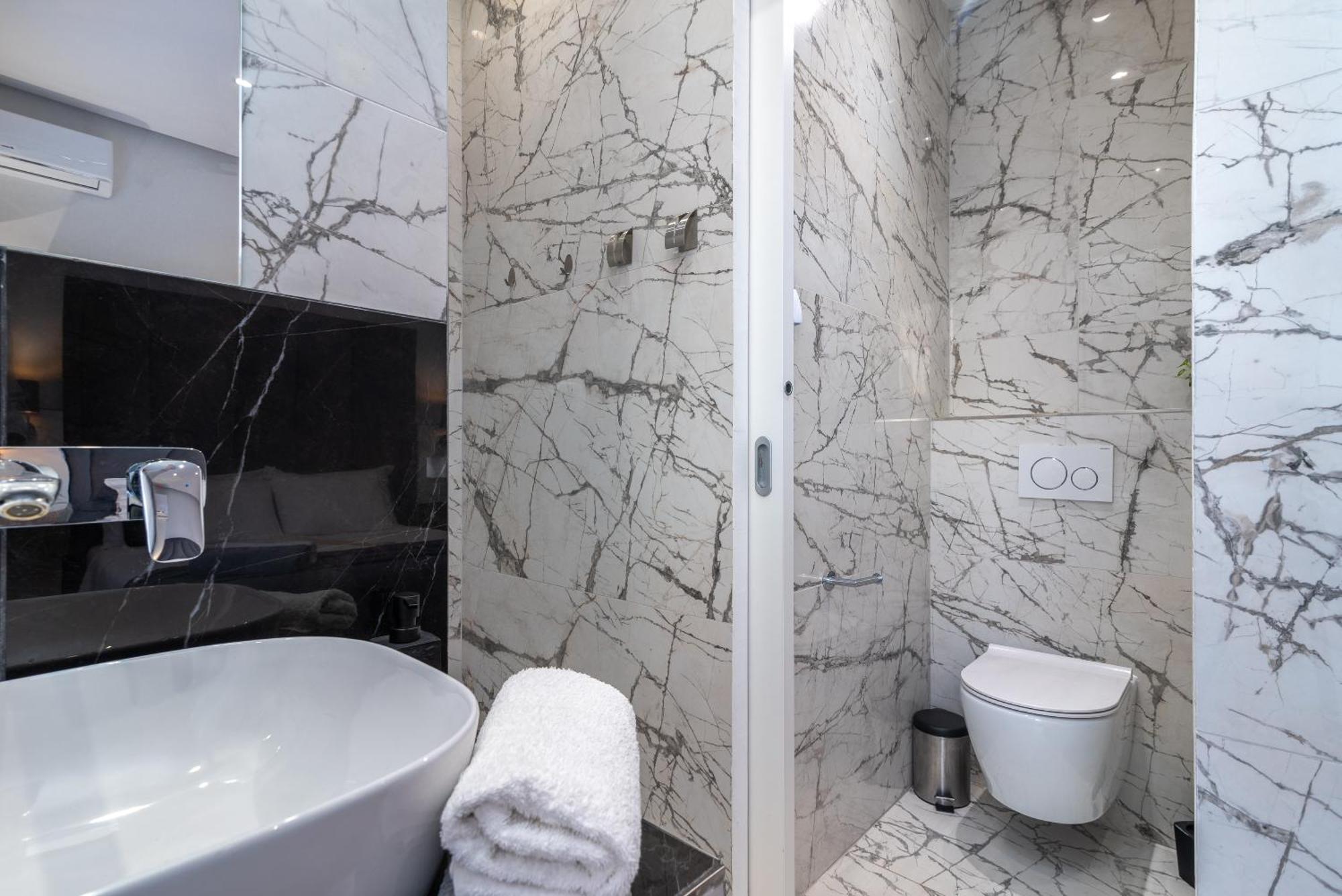 Antares Luxury Rooms 1 Split Extérieur photo
